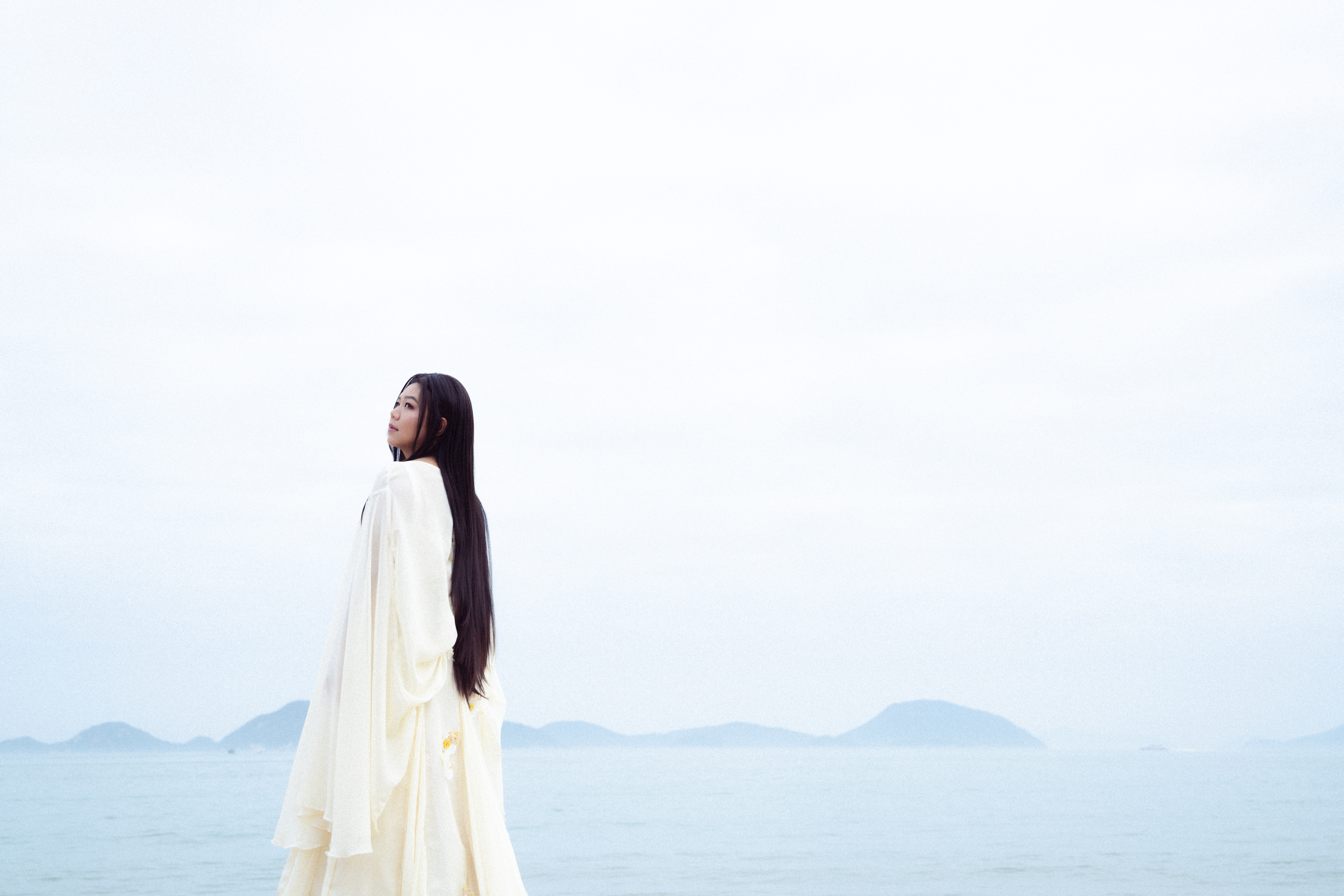 鄧小巧治癒作品〈其實痛是你的想像〉，靈感取材於慧開禪師詩詞