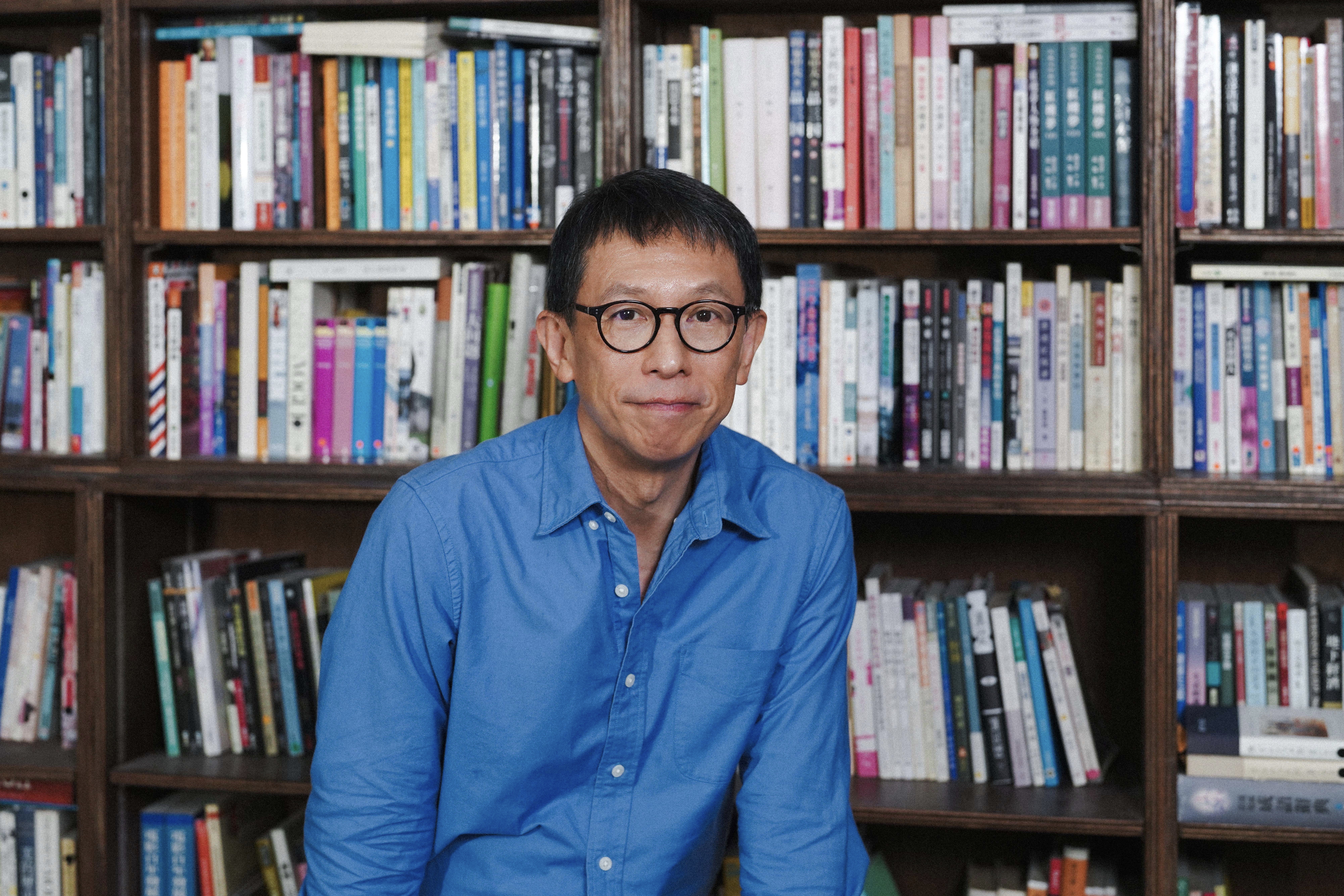 《有一天我和祝英台去美術館》10.31 搬上葵青劇院演藝廳舞台，林奕華：「為甚麼現在這麼多人不談戀愛？」